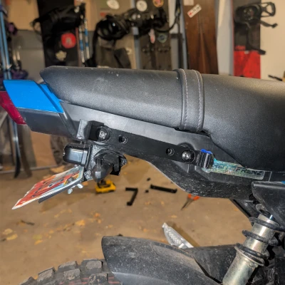 Kẹp lon 16oz (Monster Energy) cho Honda Grom