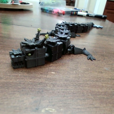 Rồng Quà Tặng Giáng Sinh (Christmas Gift Dragon)