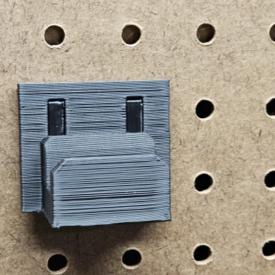 Móc treo thước ê-ke speed square cho pegboard