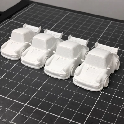 Xe Porsche Mini Phong Cách Hoạt Hình