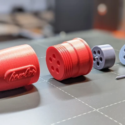 Whistle Howler (còi hú chạy bằng luồng khí)