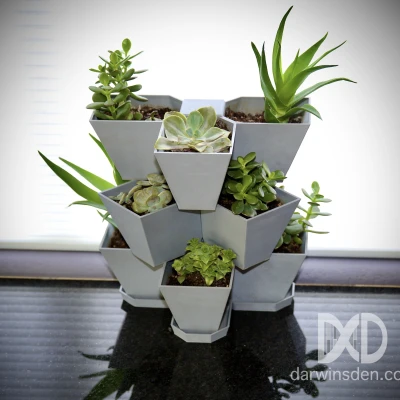 Chậu Trồng Cây Dạng Đứng Xếp Tầng (Vertical Stackable Planter)