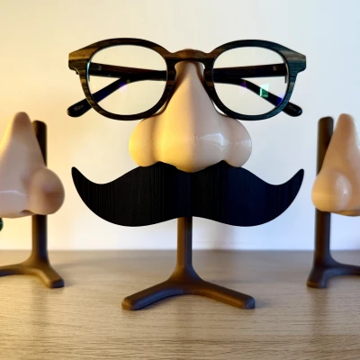 Kệ đỡ kính hình mũi kèm phụ kiện tùy biến