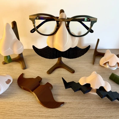 Kệ đỡ kính hình mũi kèm phụ kiện tùy biến