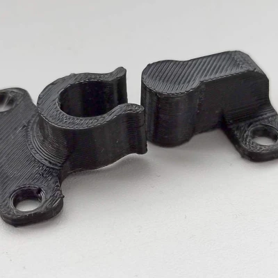 Chốt ngăn kéo (Drawer latch)