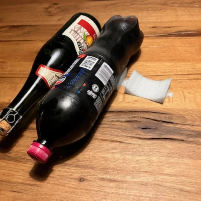 Kệ xếp chồng chai (Bottle storage)