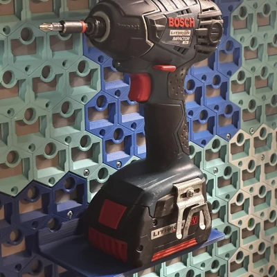 GOEWS – Greatly Over Engineered Wall System (hệ tường mô-đun tương thích Gridfinity)