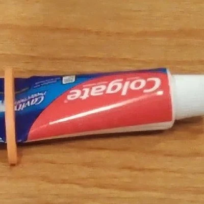 Quà tặng vắt kem đánh răng đơn giản tuỳ chỉnh (Mom/Dad)