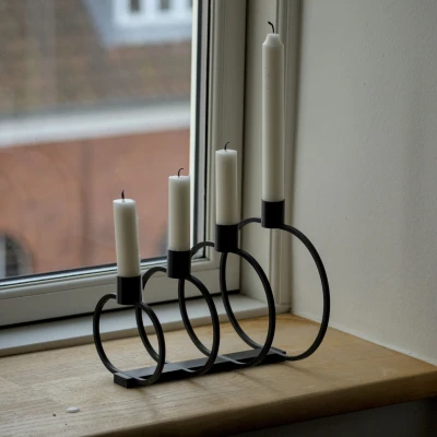 Chân nến Aevn thanh mảnh