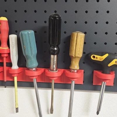 Holder tua vít cho pegboard (Pegboard screwdriver holder)