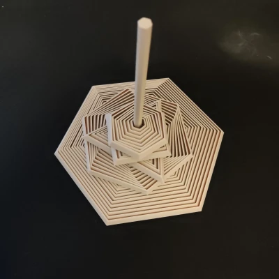 Polygon fidget tuỳ biến theo số cạnh (tam giác–nonagon…): parametric, có handle/solid middle