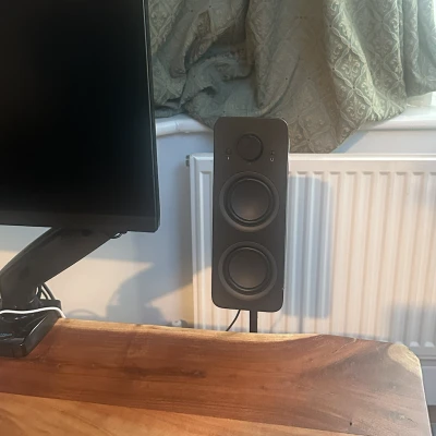 Giá đỡ loa Logitech Z207 gắn bàn (desk mount)