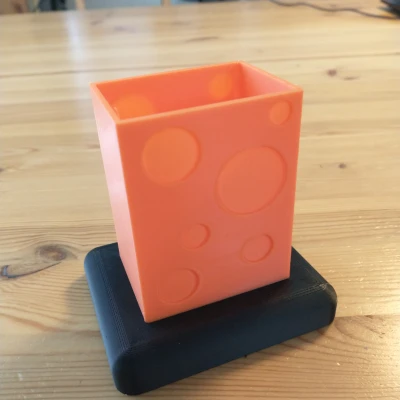 Khay Sắp Xếp “Cheesy” – Holder Bàn Làm Việc Cảm Hứng Emmental