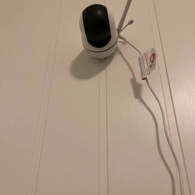 Giá treo camera Twistshake