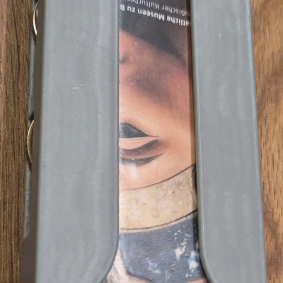 Ví đơn giản có ngăn đựng xu và tiền giấy