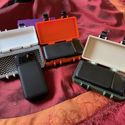 Hộp Rugged cho pin sạc Kepswin 49800 mAh (Portable Phone Charger)