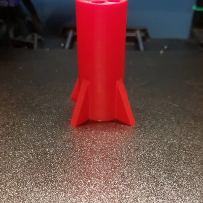 Rocket toolholder (giá đỡ dụng cụ hình tên lửa)