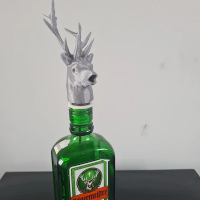Phễu rót rượu Jagermeister (Jagermeister alcohol funnel)
