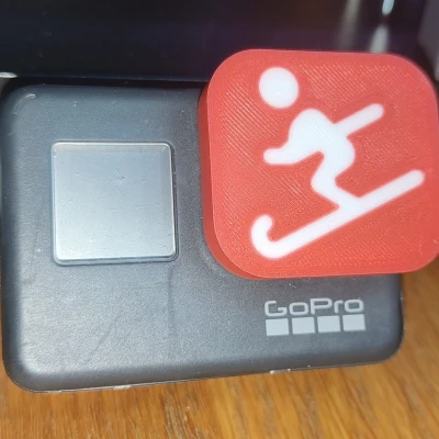 Nắp Che Ống Kính GoPro Hero 7 Với Logo Người Trượt Tuyết