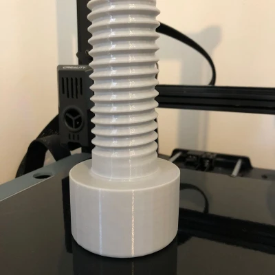 Hộp đựng dạng bu-lông phóng to (Oversize bolt container)