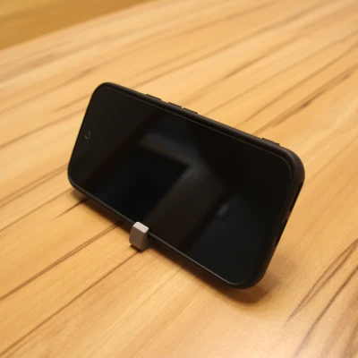 Móc khóa kiêm giá đỡ điện thoại (Keychain smartphone holder)