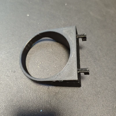 [SKÅDIS] Giá đỡ máy hút bụi GÖTZE & JENSEN HV400