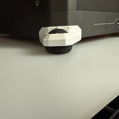 Elegoo Centuari Carbon – Chân bóng squash giảm rung (remix)