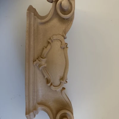 Giá đỡ điêu khắc (Scluptured support)