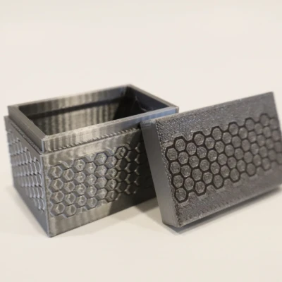 Hộp Honeycomb kèm Nắp Snap-On