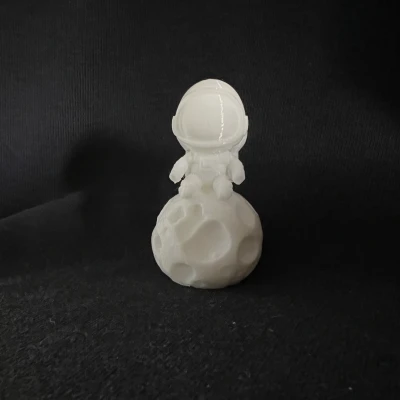 Phi hành gia nhí trên Mặt Trăng #2