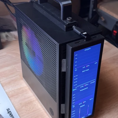 Hệ thống gắn màn hình mặt trước cho Framework Desktop