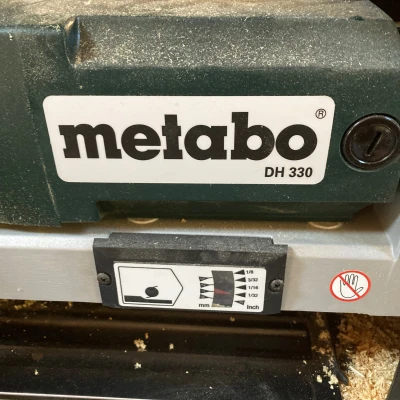 Adapter hút bụi tùy chỉnh cho máy bào Metabo (Custom Dust Extraction Adapter)