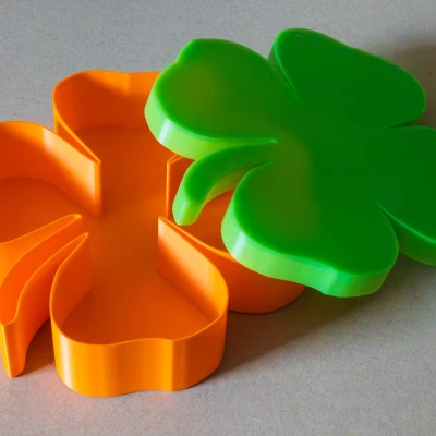 Hộp quà cỏ bốn lá (Kleeblatt Geschenkbox / Cloverleaf gift box)