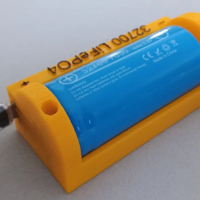 LiFePo4Charger – Bộ sạc pin LiFePO4 32700 đơn giản