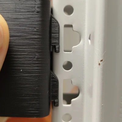 Bộ gom cáp không cần ốc cho tủ rack Rittal