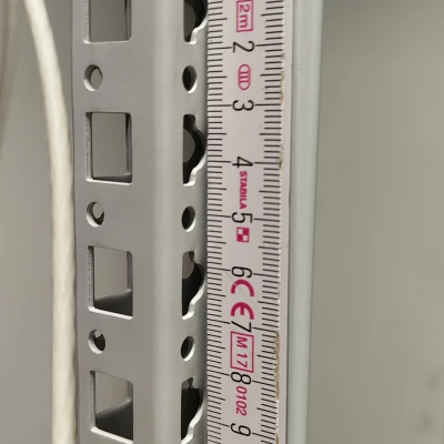 Bộ gom cáp không cần ốc cho tủ rack Rittal