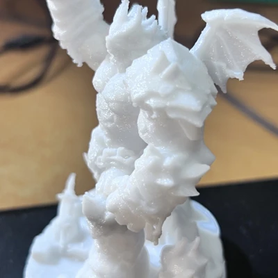 Infernal Lava Golem – Vệ Thần Núi Lửa Khổng Lồ (Guardián Volcánico Masivo)