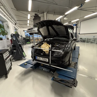 Đồ gá canh chỉnh bánh xe bằng dây (String Wheel Alignment Jig)