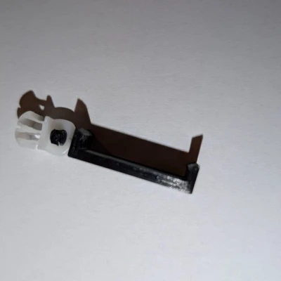 Giá/halterung kẹp rèm Knaus Südwind 60 Years (Gardine/Vorhang)