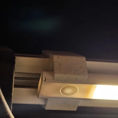 Giá đỡ batten cho tủ/tủ áo trên nhôm định hình 3030