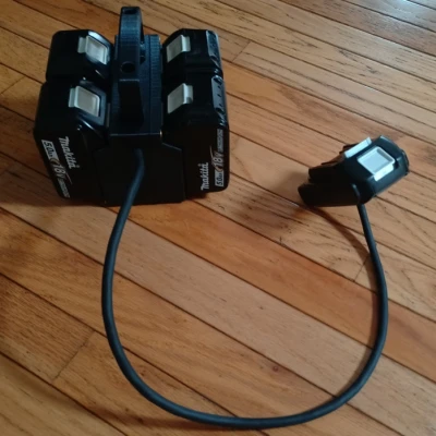 Bộ Chuyển Đổi 4 Pin (Quad Battery Adapter)