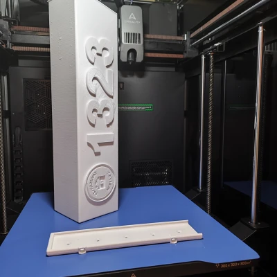 Hộp thư hiện đại tối giản – Jednoduchá poštovní schárnka s úchytem