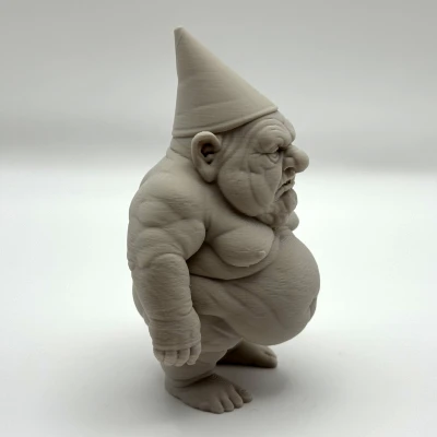 Gross Garden Gnome (Ông lùn vườn “gross”)