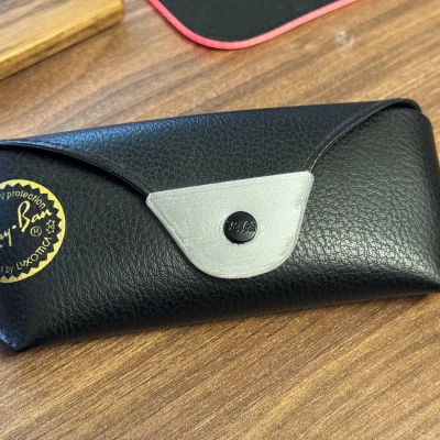 Miếng vá hộp kính Rayban (Rayban sunglasses case patch)