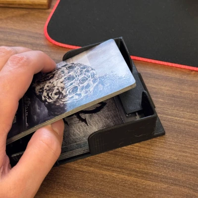 Giới hạn cardholder cỡ lớn cho Bloodborne boardgame (DLC)