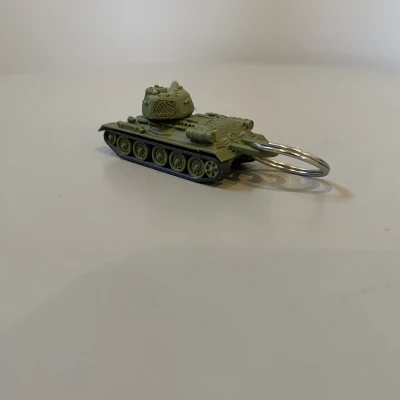 Móc khóa xe tăng T-34 (T-34 Tank Keychain)
