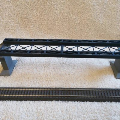 Cầu dầm thép modular Märklin H0 Rail-C thẳng 360mm (nhiều phần)