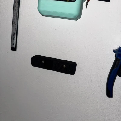 Giá đỡ ổ cắm treo tường bắt vít