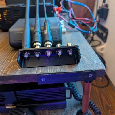 Giá Treo Anten BNC (BNC Antenna Holder)