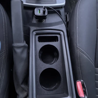 Mod khay để ly Volvo P1 (S40/C30/V50)